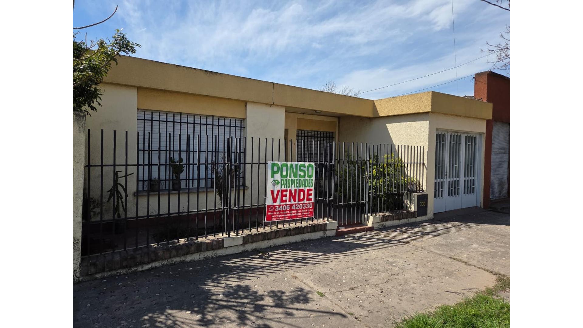 Casa en venta Almirante Brown 300, Las Varillas (Córdoba)