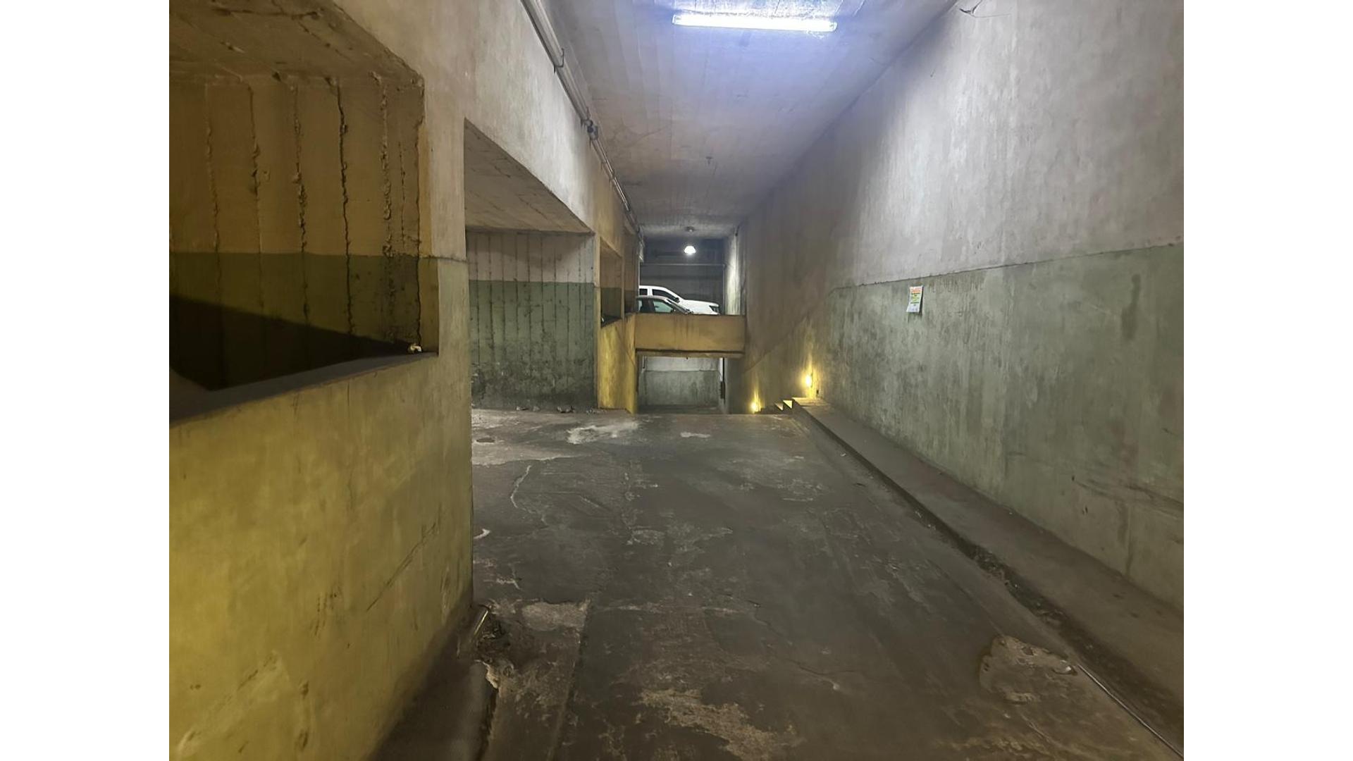 Av. Olazábal 4500 – USD23.500 – Cochera – en Venta