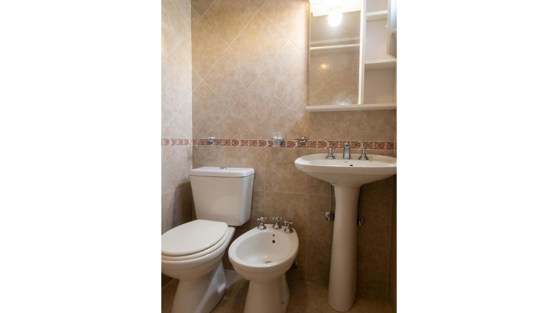 Thames Entre Lituania Y Castilla 4000 – USD140.000 – Departamento – en Venta