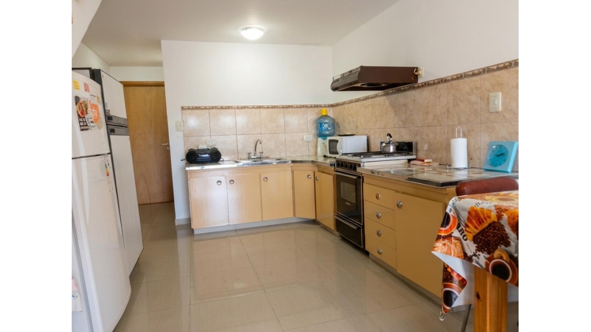 Thames Entre Lituania Y Castilla 4000 – USD140.000 – Departamento – en Venta