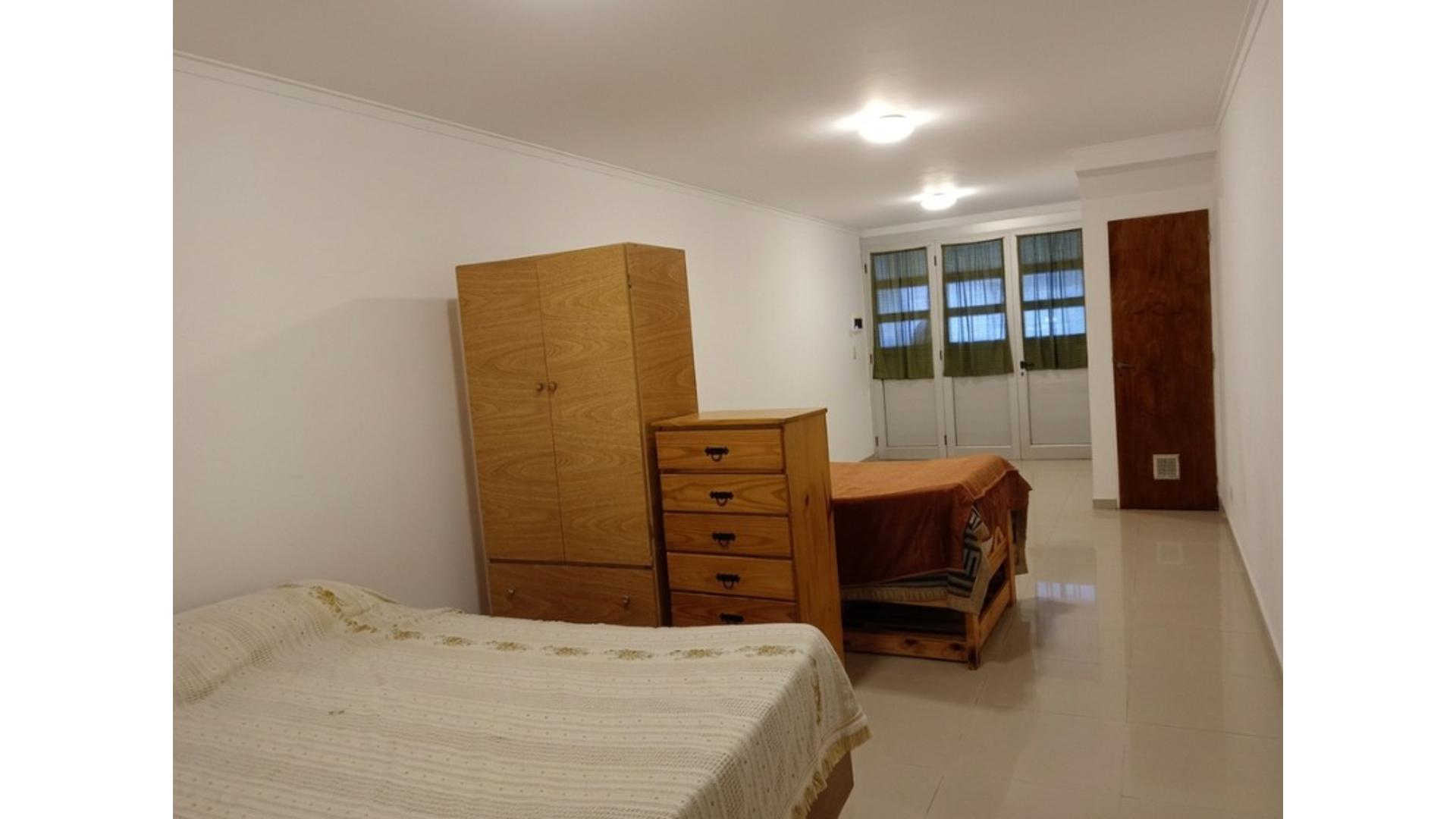Thames Entre Lituania Y Castilla 4000 – USD140.000 – Departamento – en Venta
