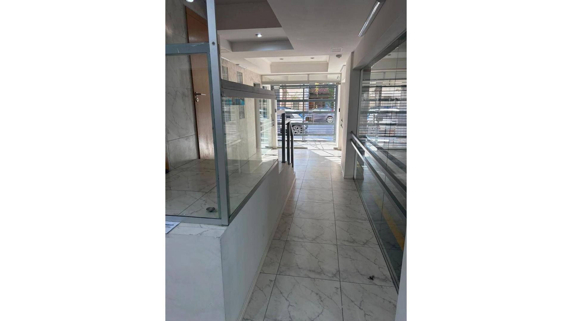 Dr Juan Felipe Aranguren 2300 1°  – USD74.000 – Departamento – en Venta