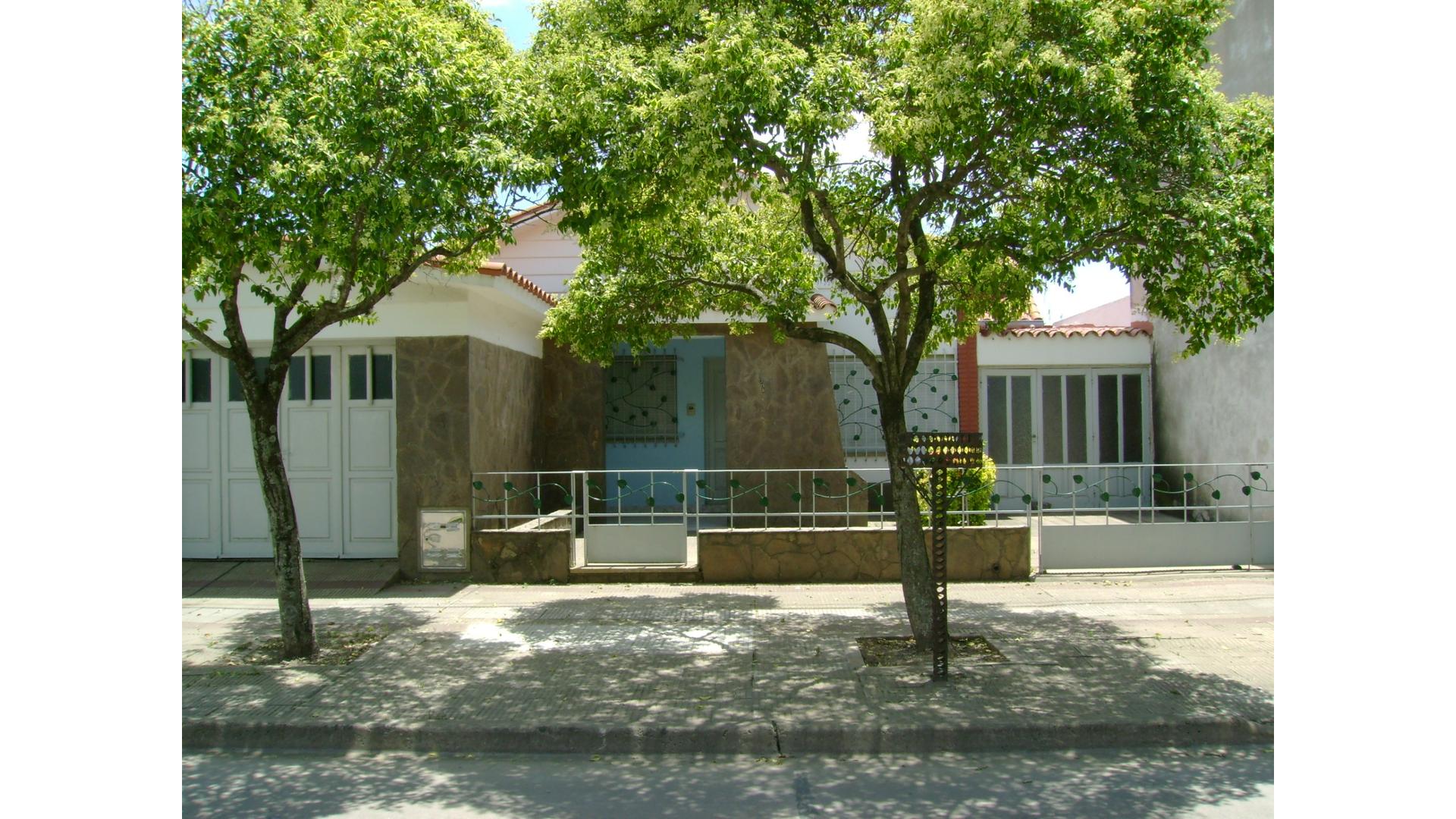Casa en venta Corrientes 1500, San Jorge (Santa Fe)