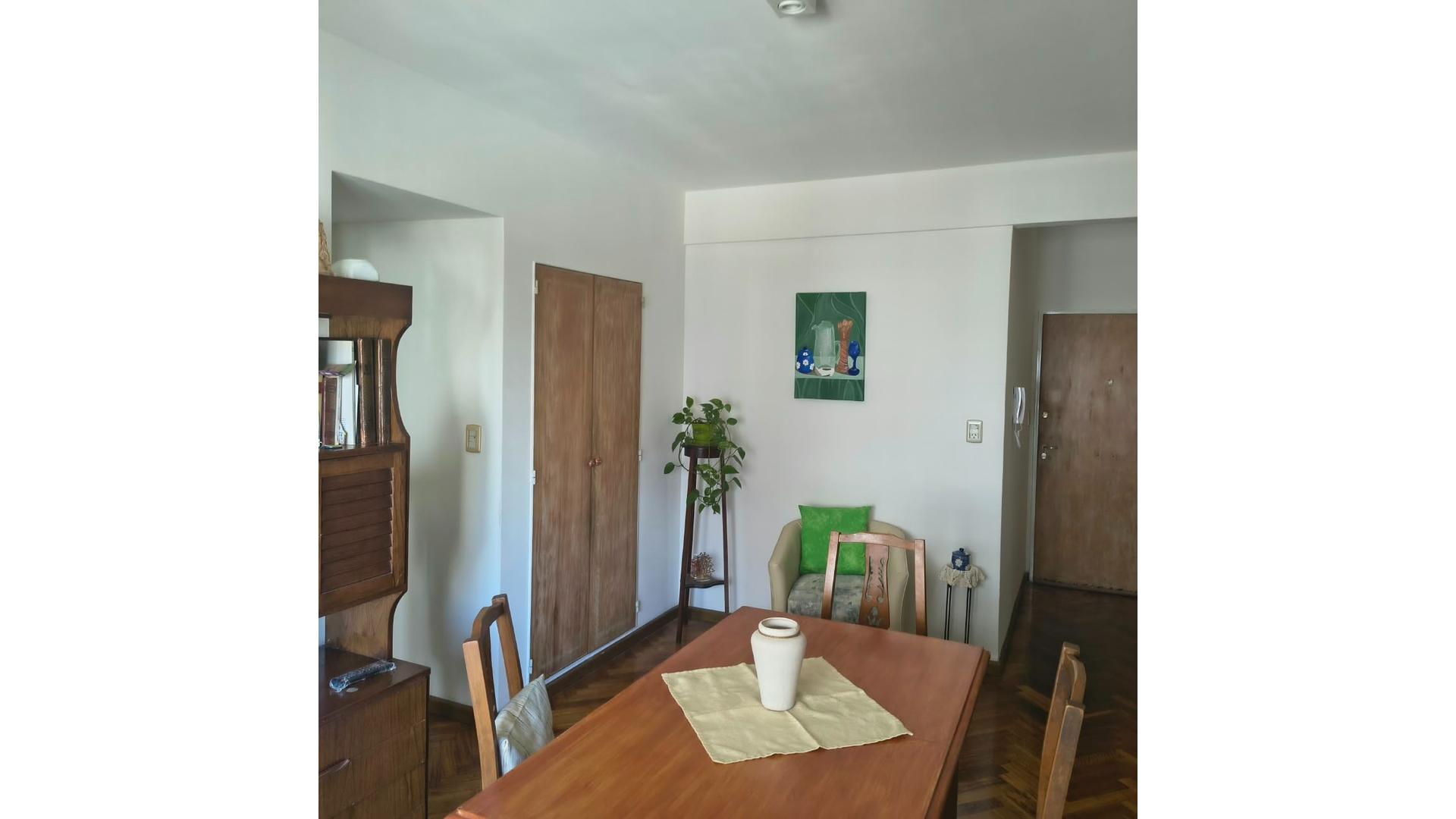 Dr. Melo 2900 4°  – USD79.000 – Departamento – en Venta