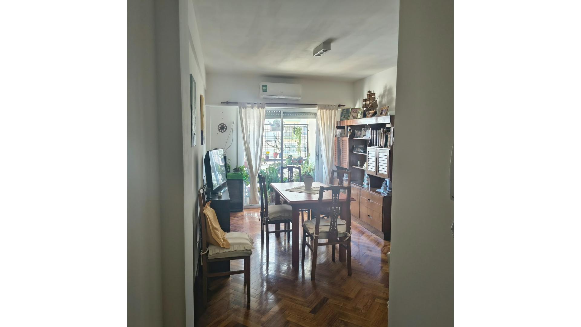 Dr. Melo 2900 4°  – USD79.000 – Departamento – en Venta