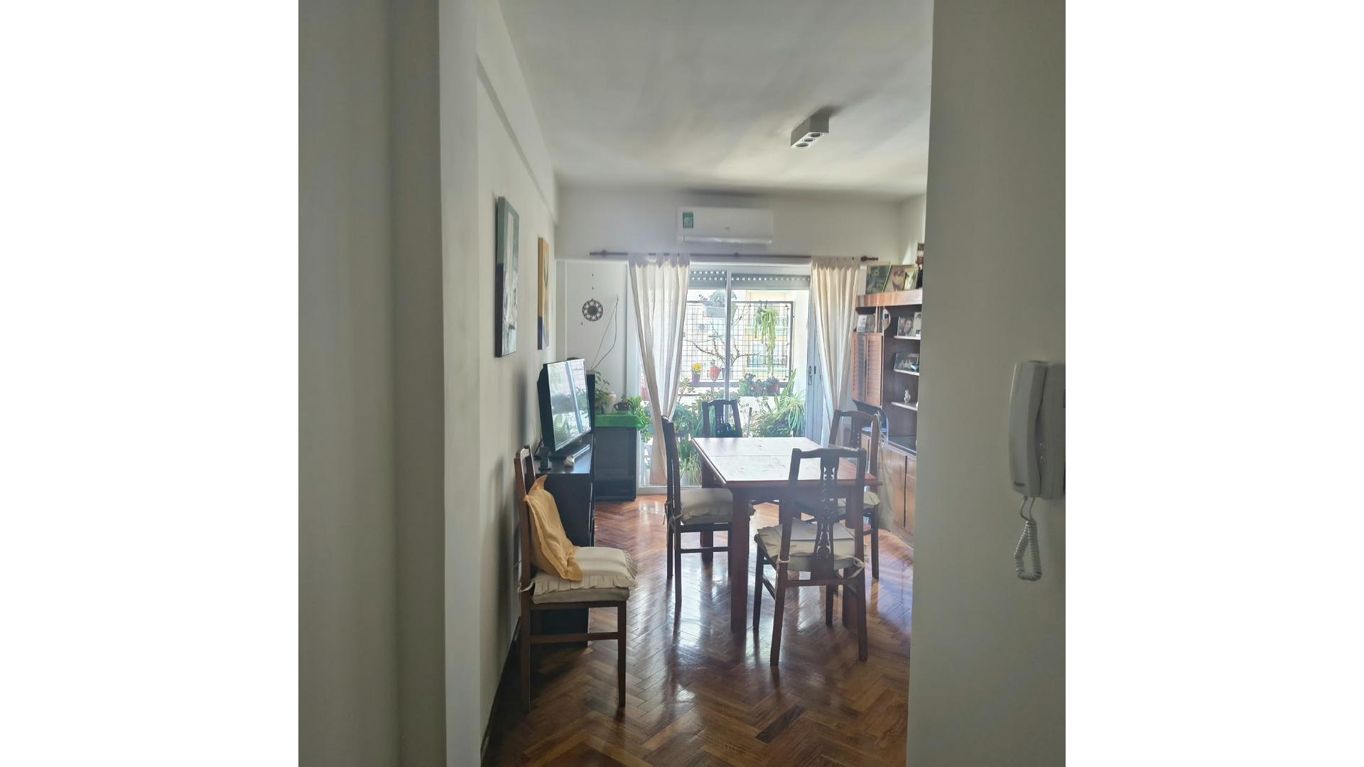 Dr. Melo 2900 4°  – USD79.000 – Departamento – en Venta