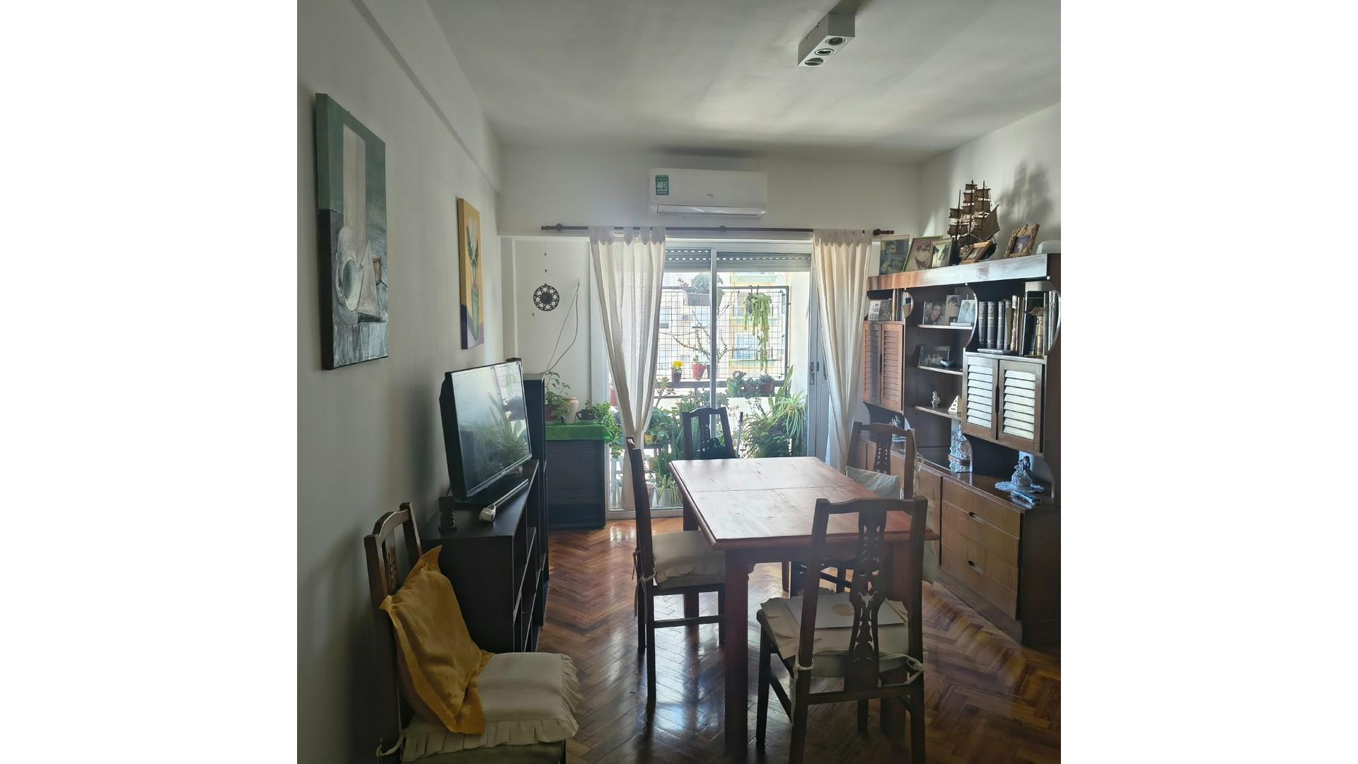Dr. Melo 2900 4°  – USD79.000 – Departamento – en Venta