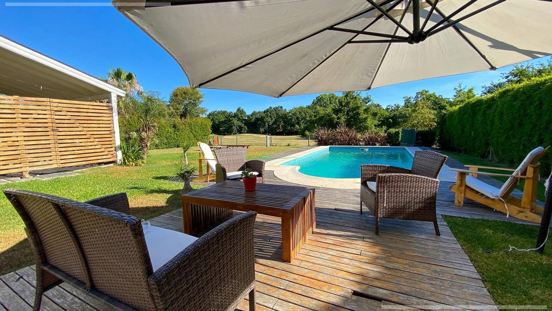 Los Robles 100 – USD850.000 – Casa – en Venta