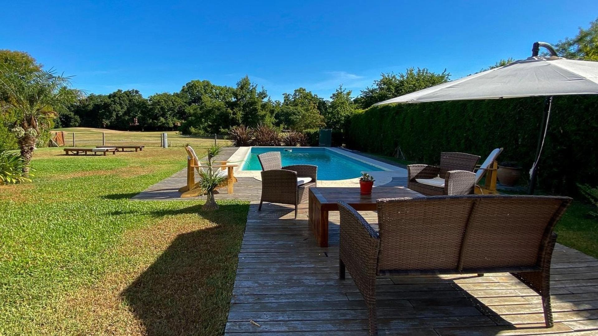 Los Robles 100 – USD850.000 – Casa – en Venta