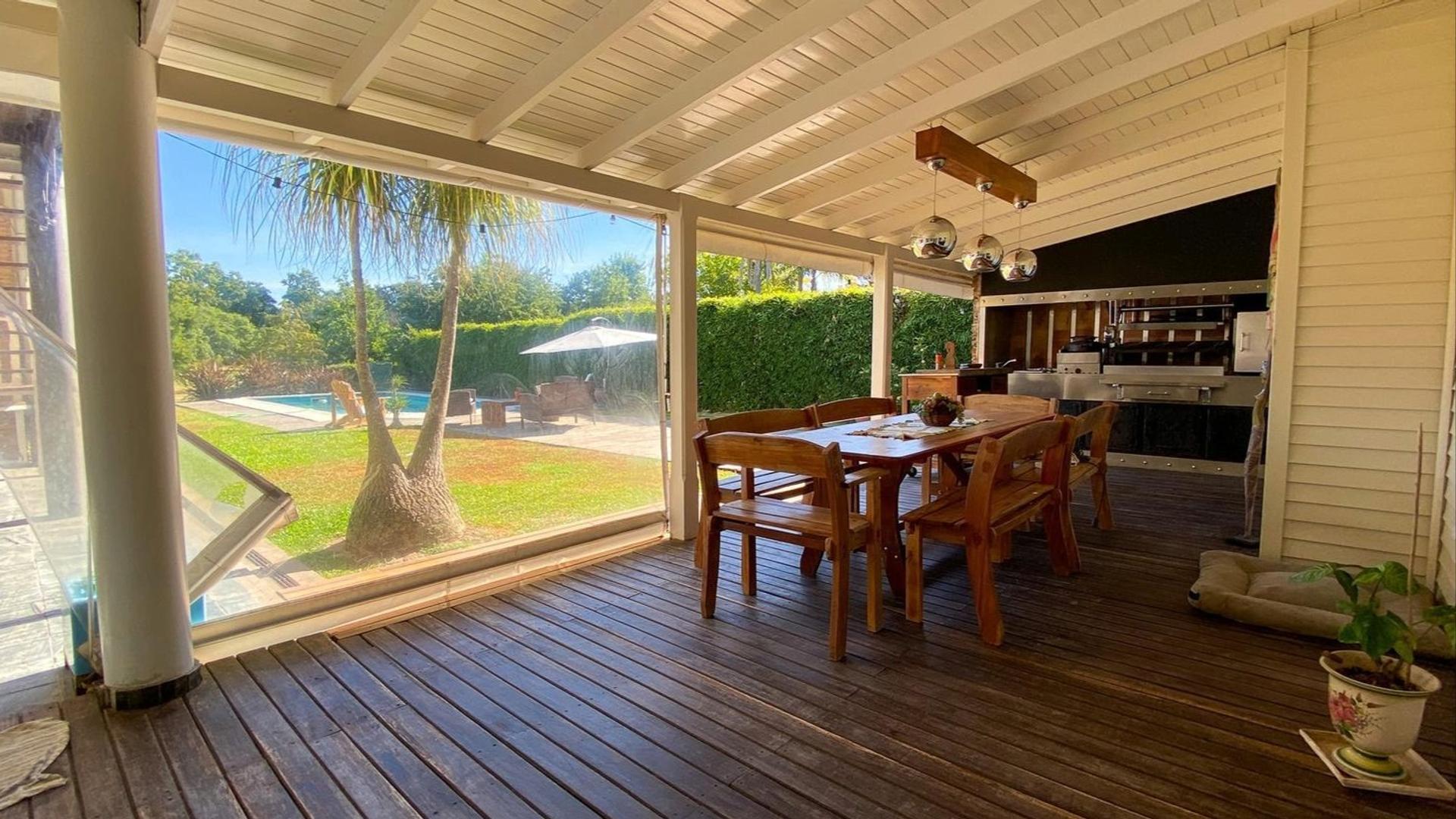 Los Robles 100 – USD850.000 – Casa – en Venta