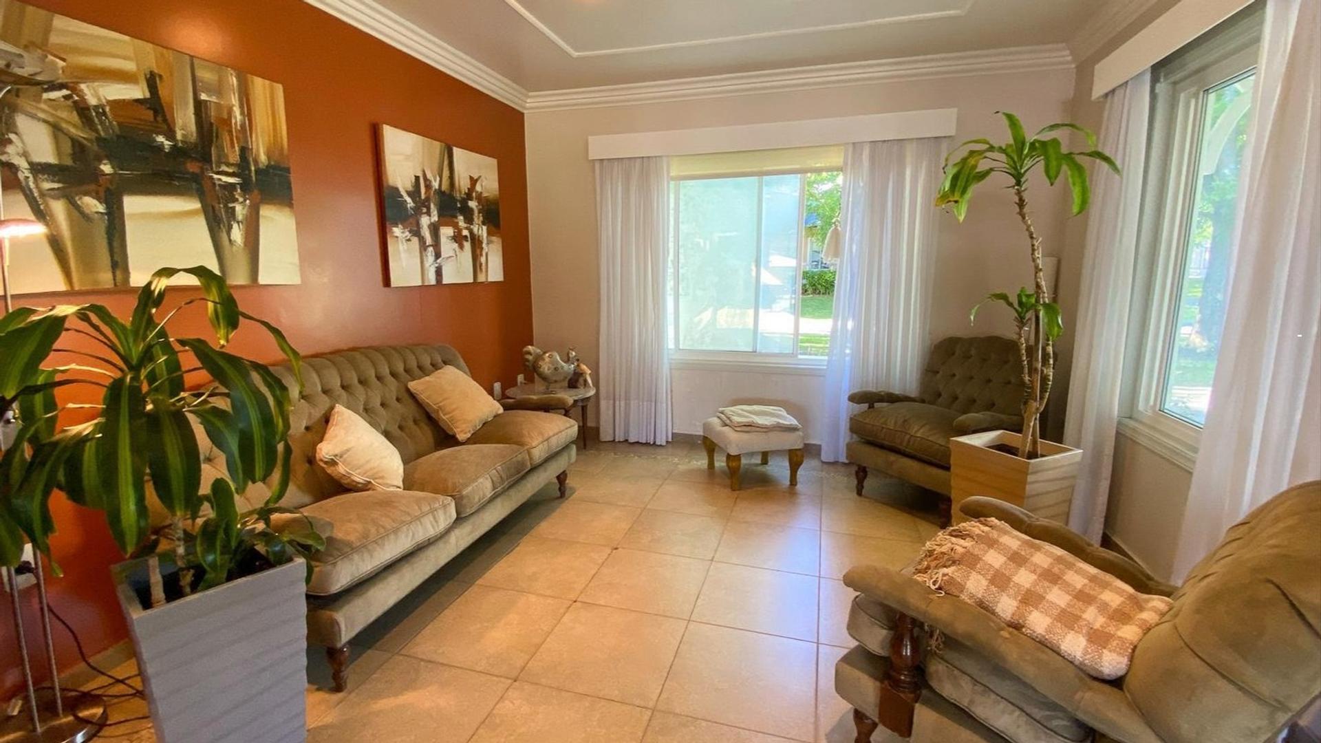 Los Robles 100 – USD850.000 – Casa – en Venta