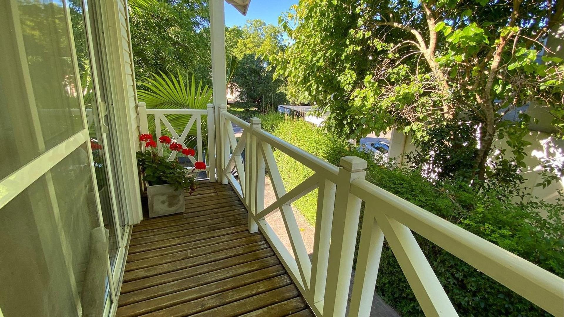 Los Robles 100 – USD850.000 – Casa – en Venta