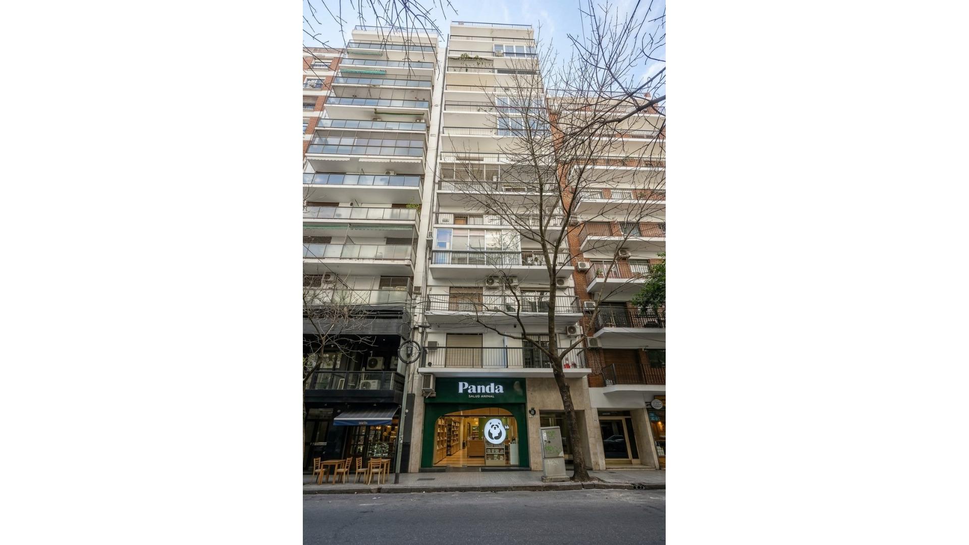 Departamento 2 ambientes en Recoleta con dos balcones