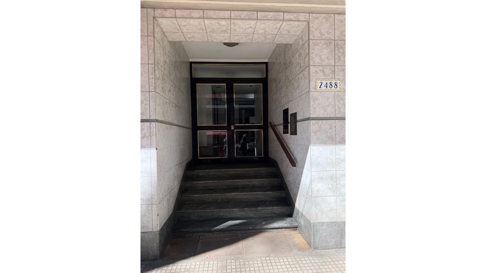 Blanco Encalada 2400 6°  – USD138.000 – Departamento – en Venta