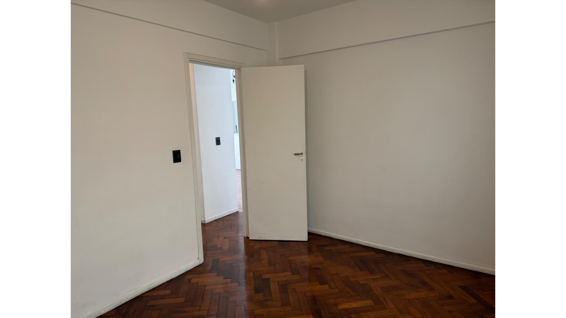 Blanco Encalada 2400 6°  – USD138.000 – Departamento – en Venta