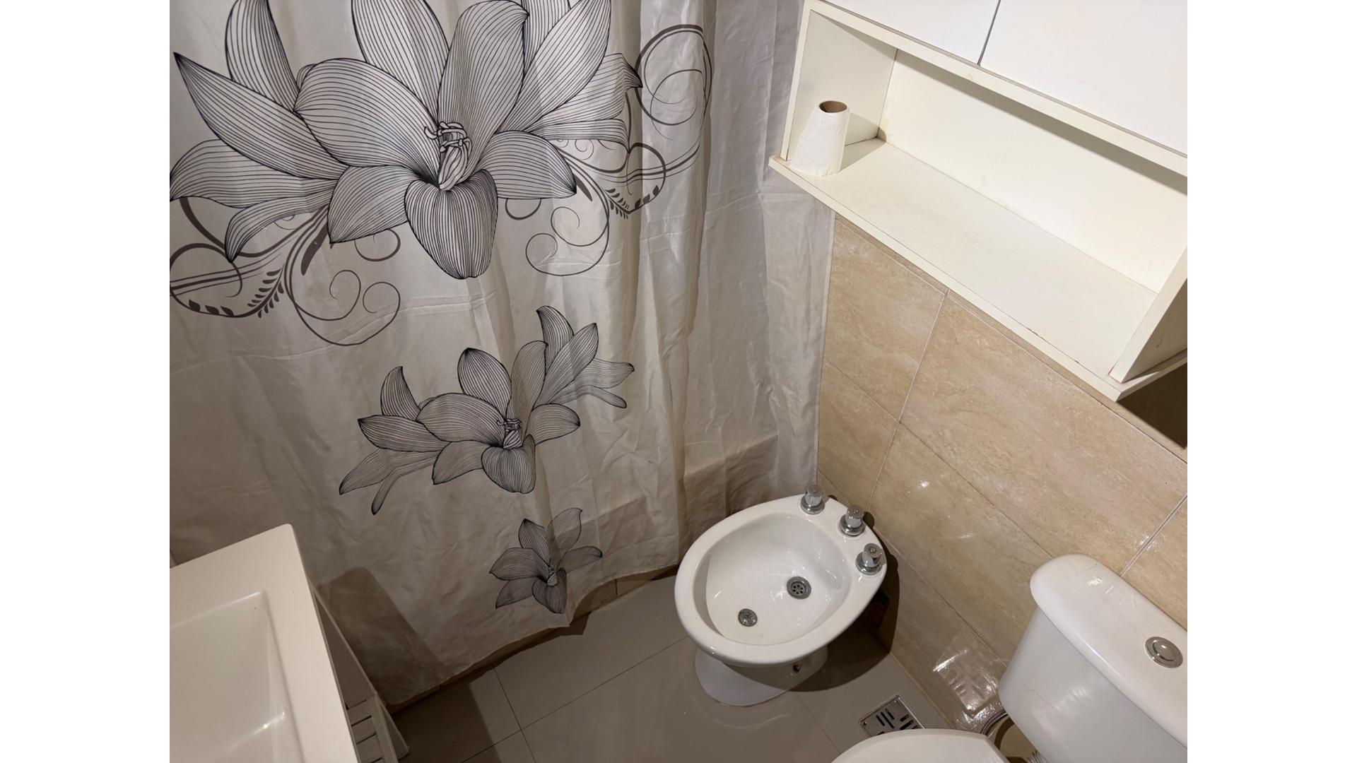 Blanco Encalada 2400 6°  – USD138.000 – Departamento – en Venta
