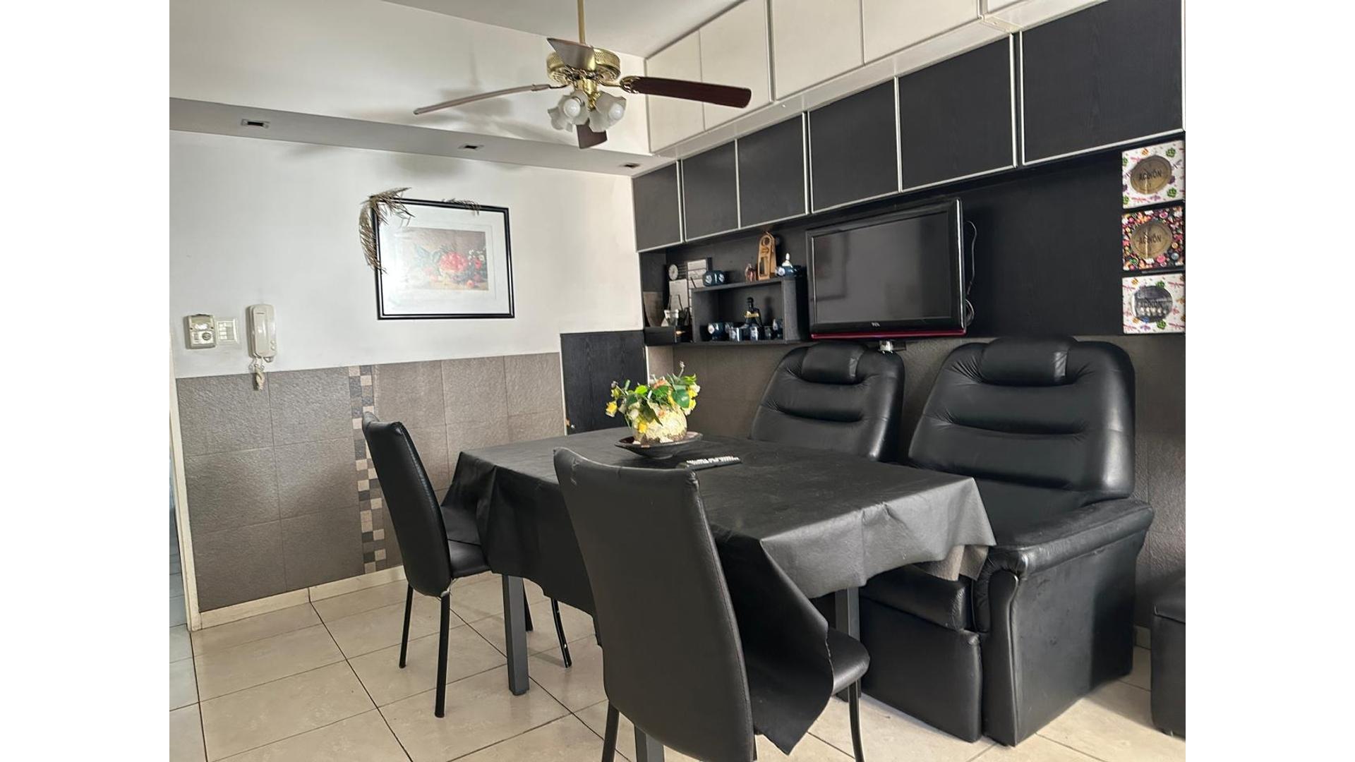 Mariano Pelliza 1500 – USD329.000 – Casa – en Venta
