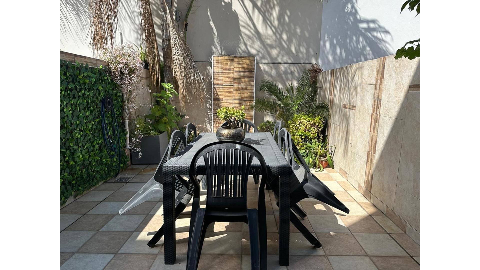 Mariano Pelliza 1500 – USD329.000 – Casa – en Venta