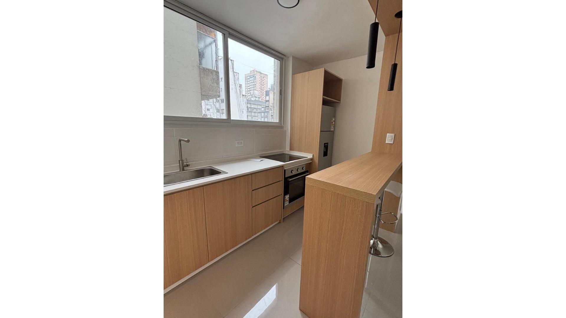 Santiago Del Estero 1500 7°  – USD149.000 – Departamento – en Venta