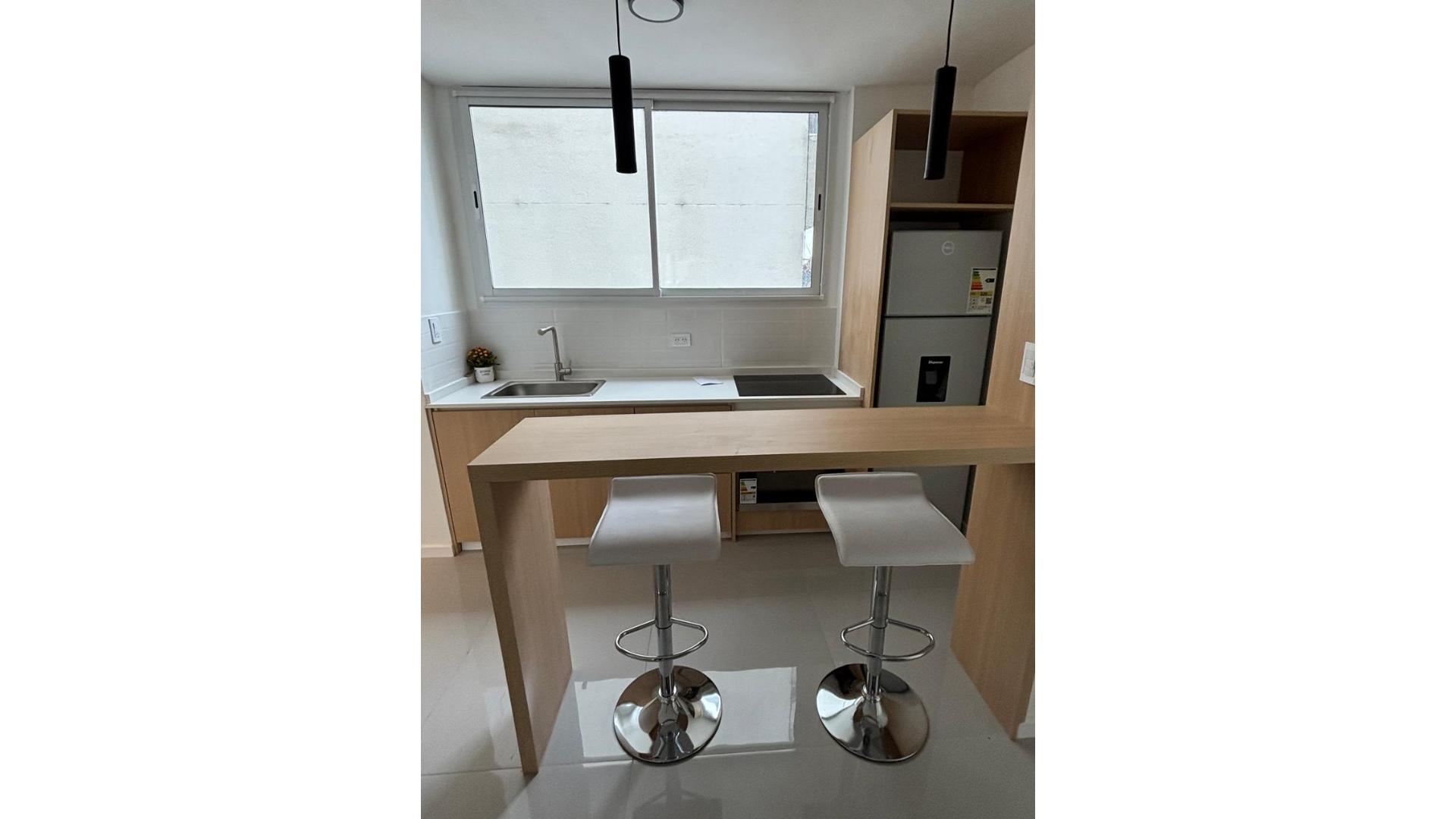 Santiago Del Estero 1500 7°  – USD149.000 – Departamento – en Venta