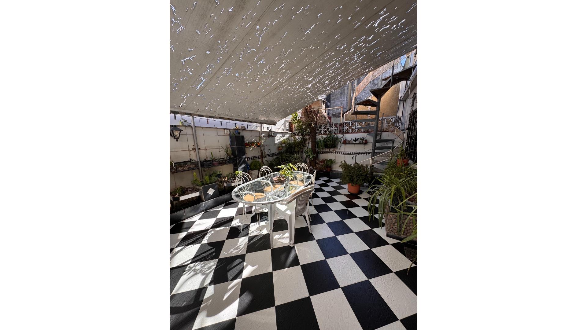 Juan De Garay 900 – USD89.000 – Casa – en Venta