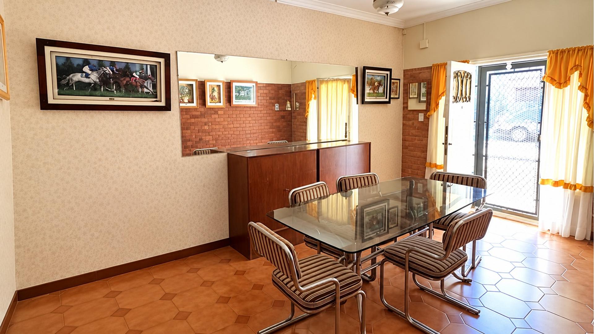 Juan De Garay 900 – USD89.000 – Casa – en Venta