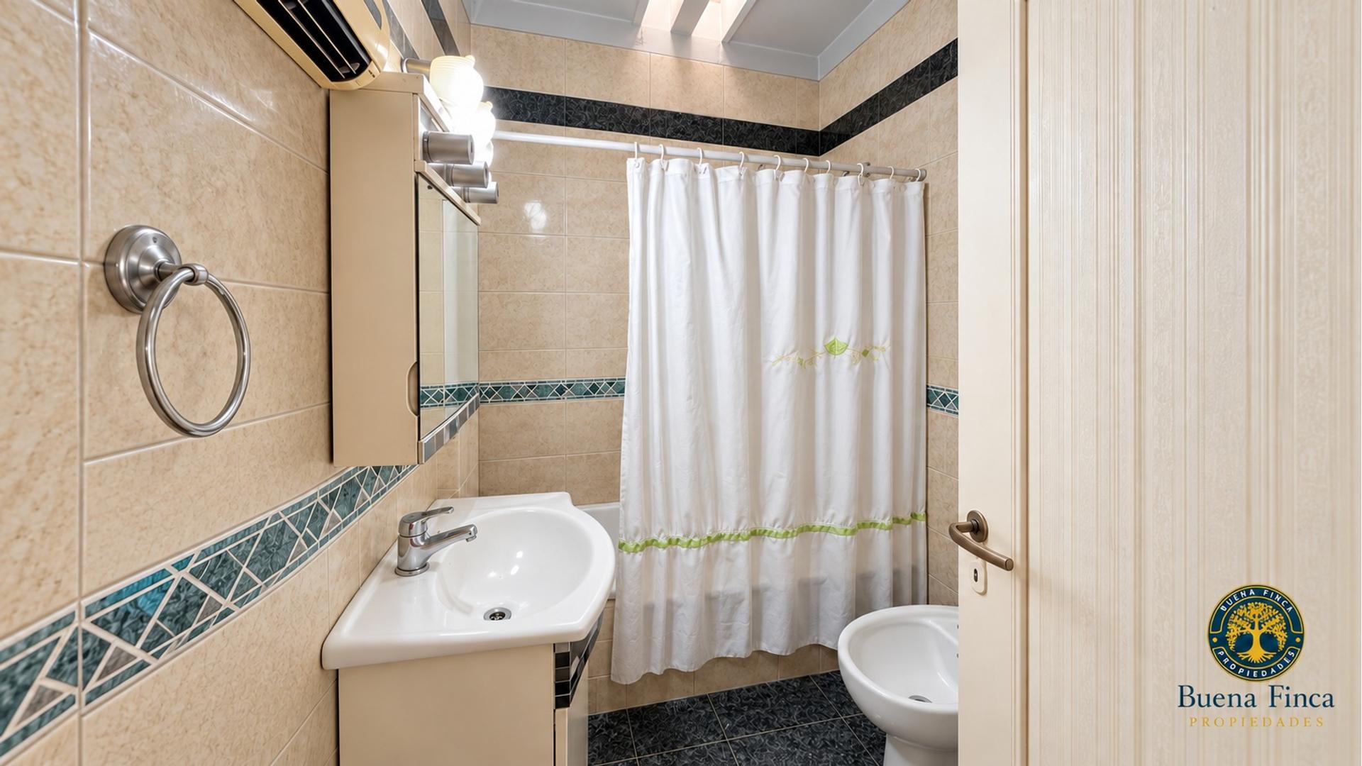 Juan De Garay 900 – USD89.000 – Casa – en Venta