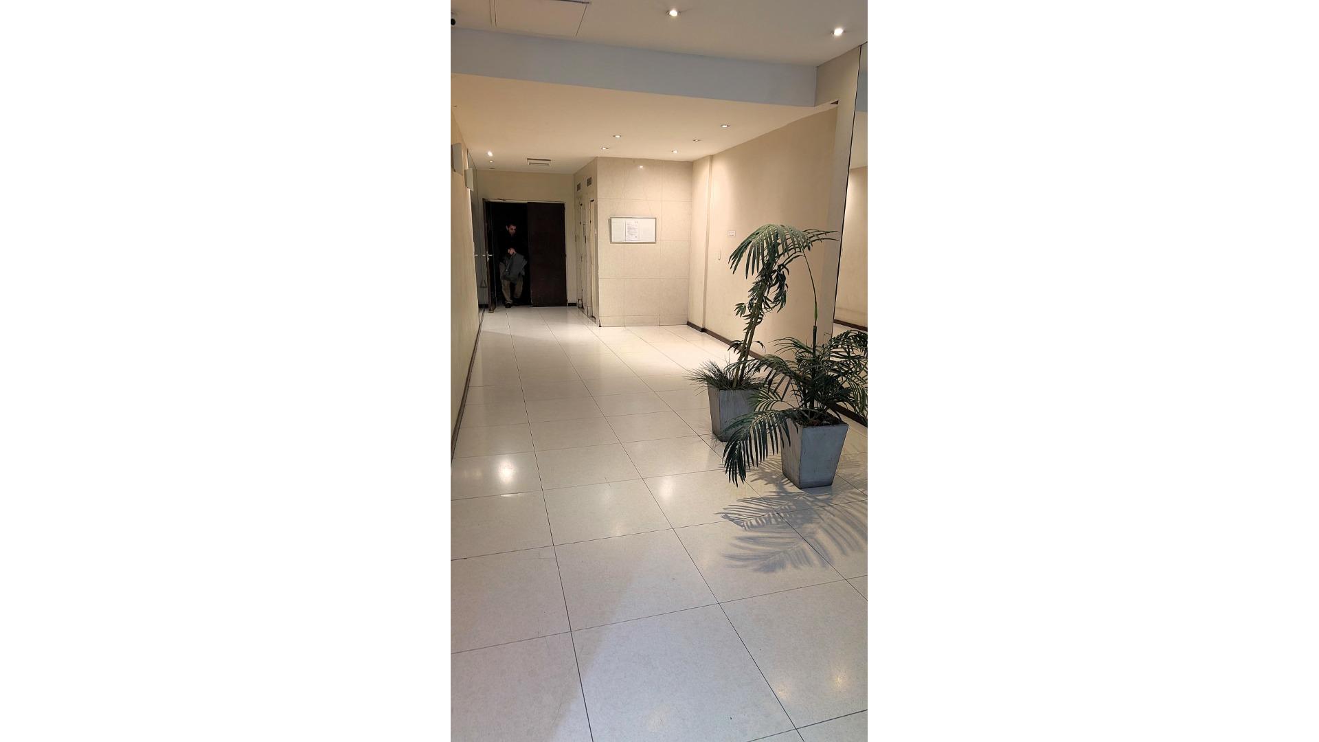2 Ambientes en Retiro con Vista a Plaza San Martín 