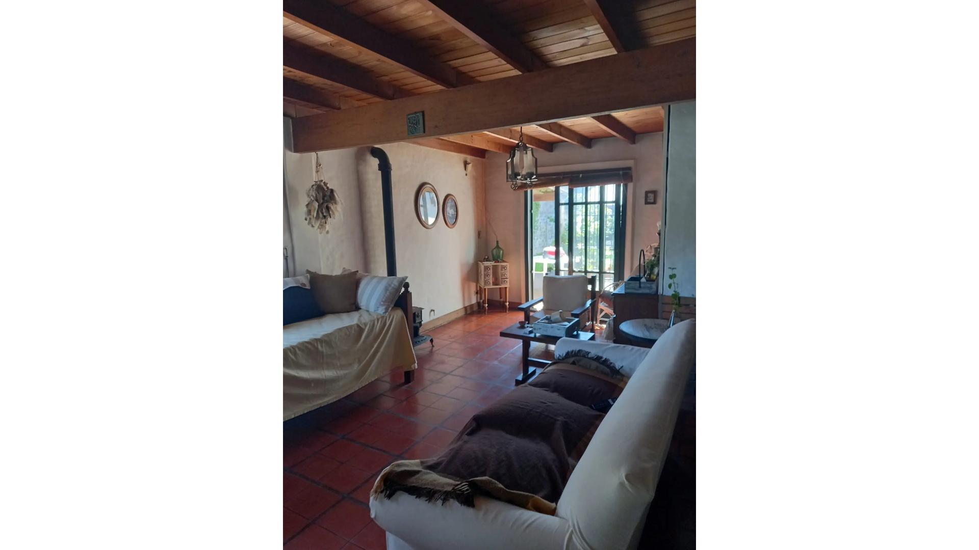Zapiola 200 – USD155.000 – Casa – en Venta