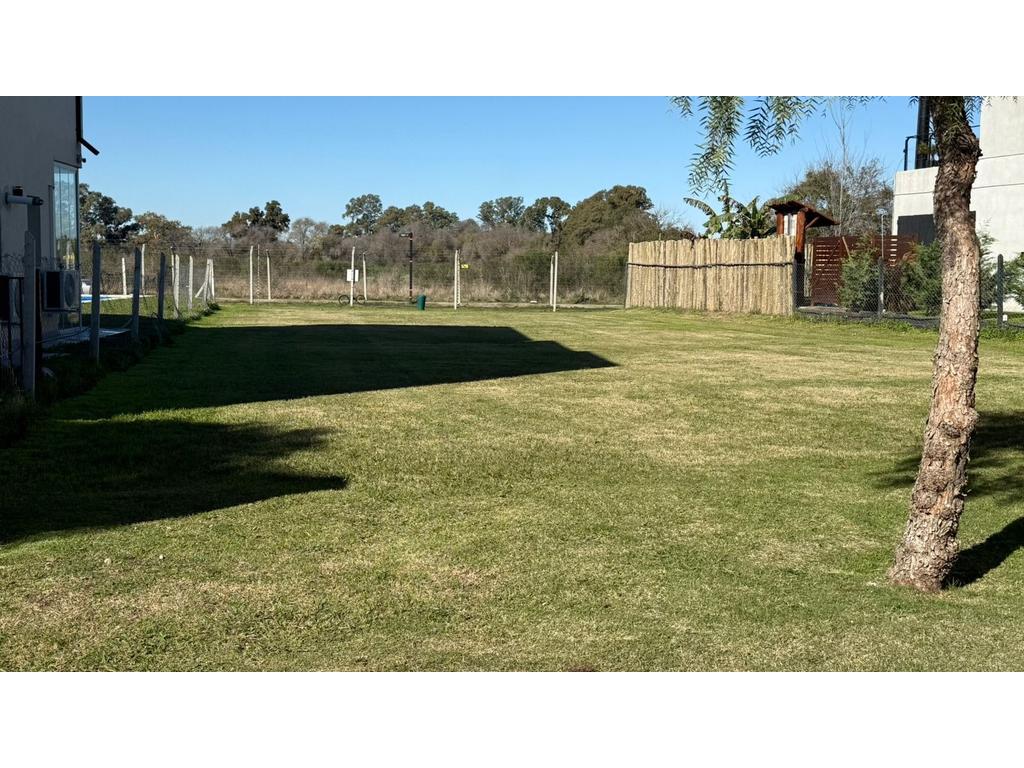 Terreno en venta en San Ramiro Pilar del Este