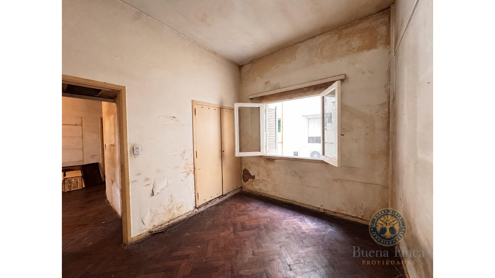 Vicente Lopez 1900 1°  – USD117.000 – Departamento – en Venta