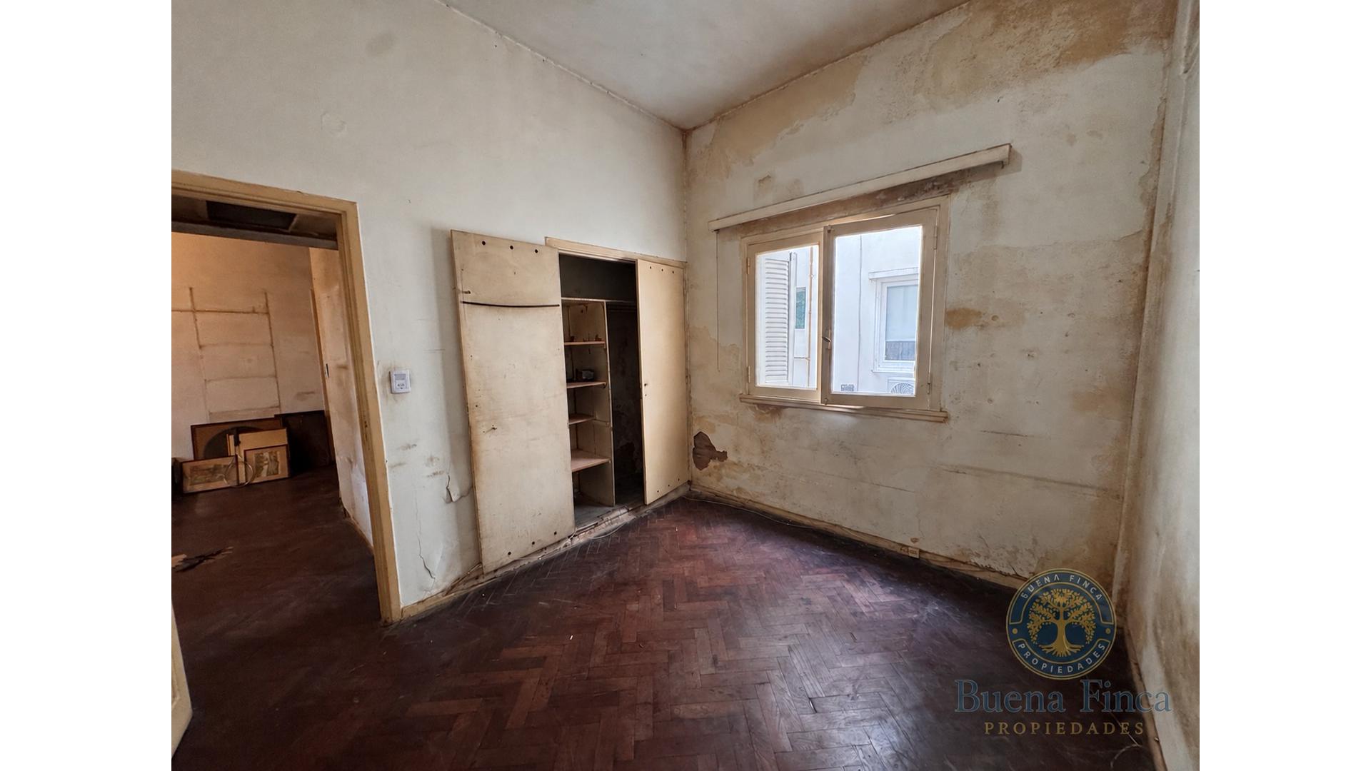 Vicente Lopez 1900 1°  – USD117.000 – Departamento – en Venta