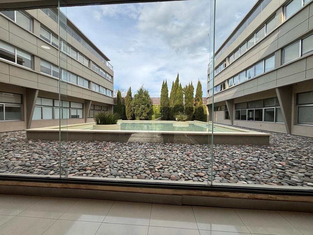 Alquiler Oficina de 75 m²  – Edificio Polo Uno, Pilar
