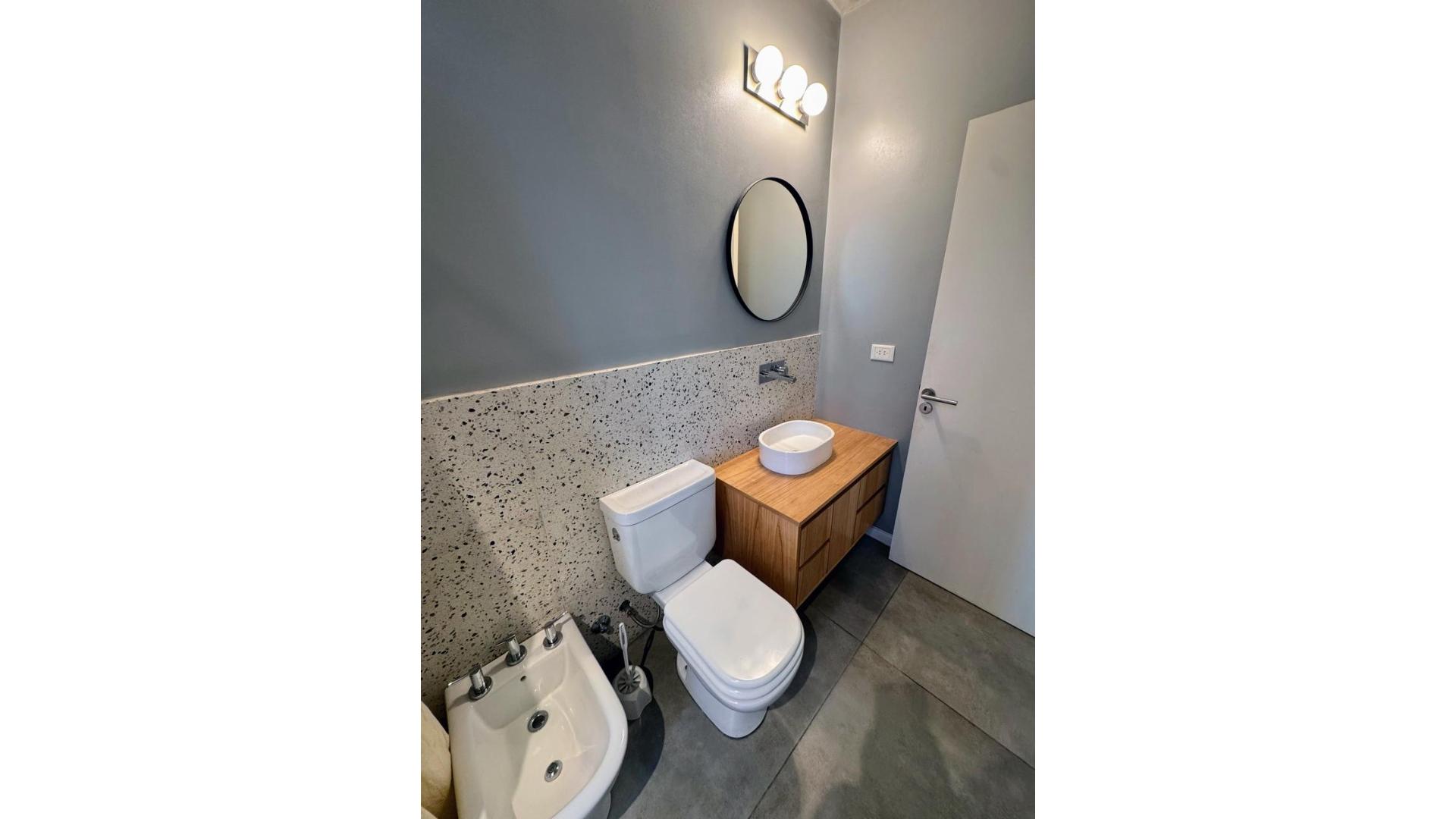 Campana 2300 – USD440.000 – Casa – en Venta