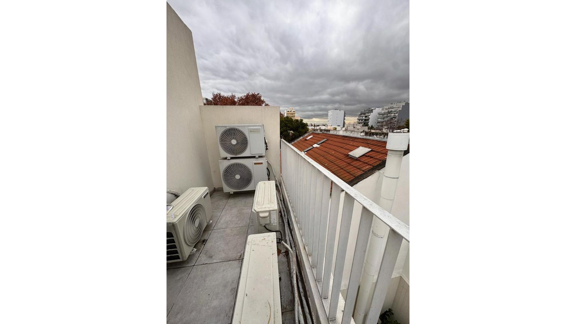 Campana 2300 – USD440.000 – Casa – en Venta