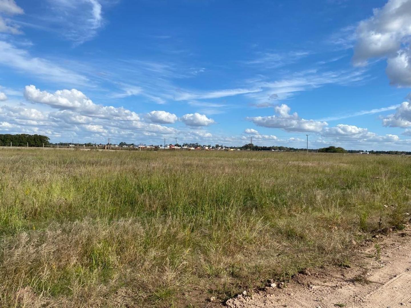 U D 7 200 Terreno Venta Barrio Los Campos De Fresnos Al 300