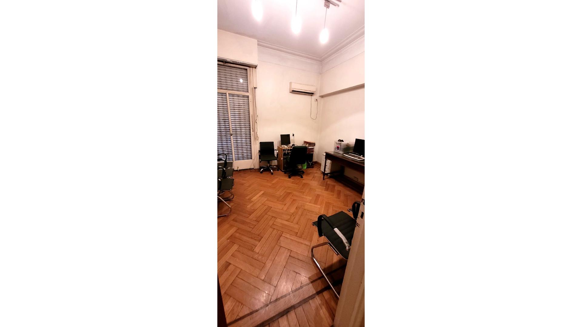 Oficina Centro / Microcentro9