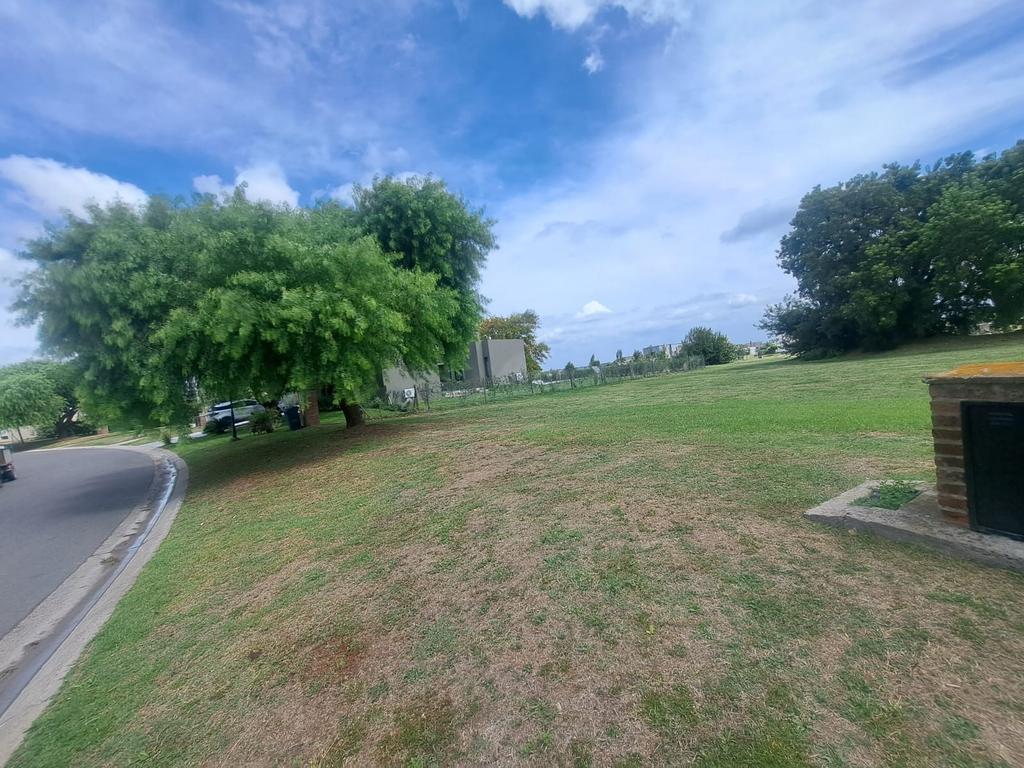 Venta Lote San Sebastian de 1118mts  a la laguna