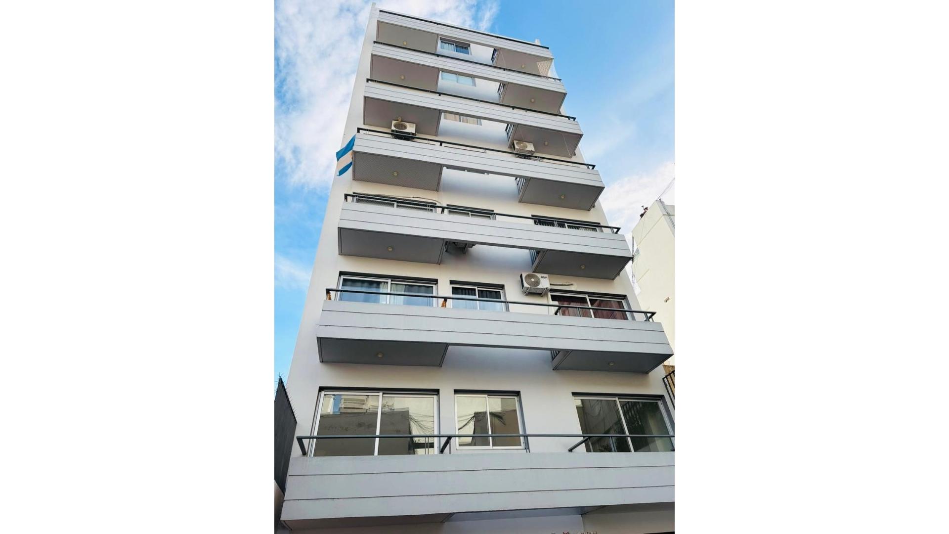 Dr Juan Felipe Aranguren 2300 6°  – ARS600.000 – Departamento – en Alquiler