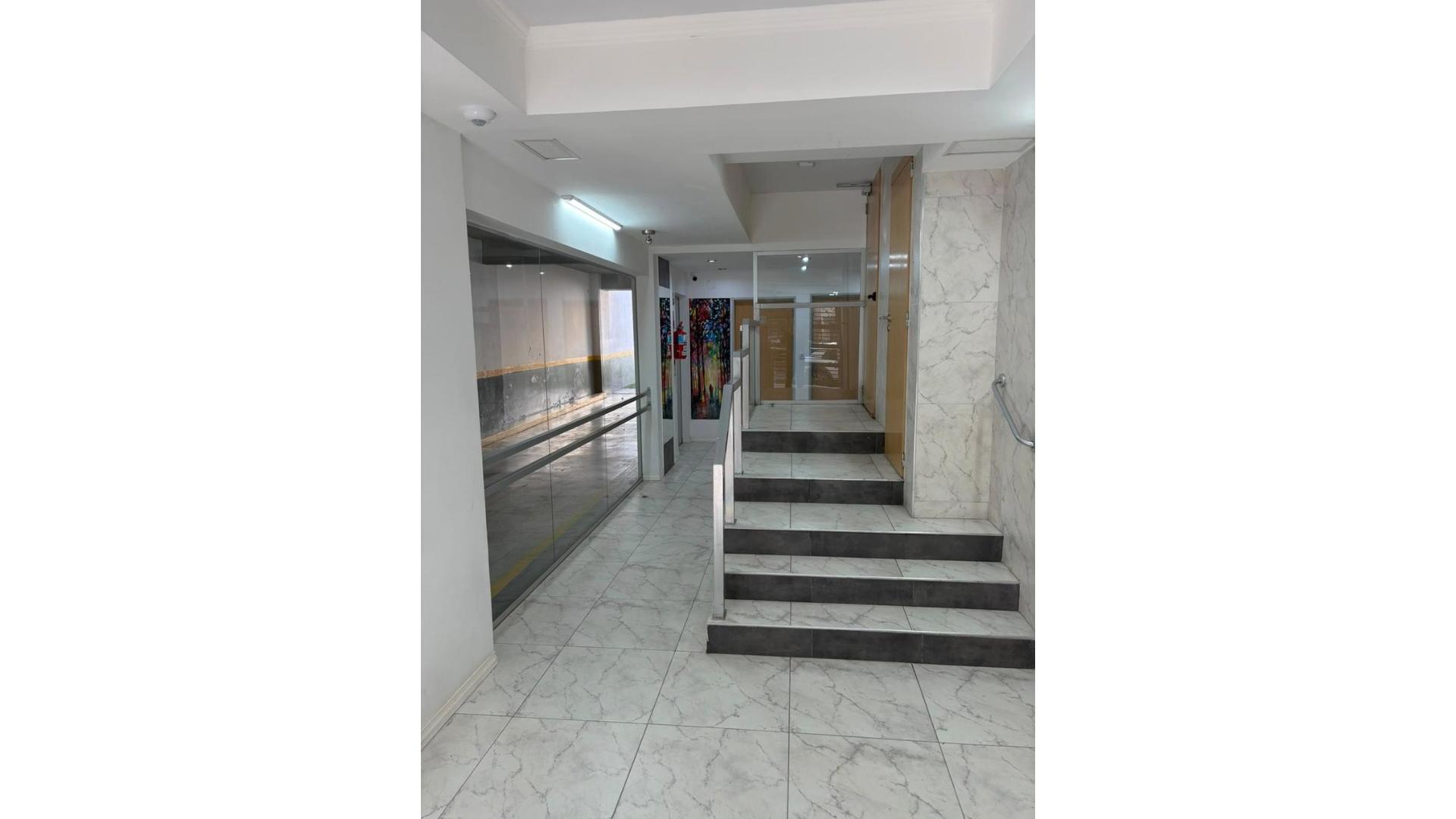 Dr Juan Felipe Aranguren 2300 6°  – ARS600.000 – Departamento – en Alquiler