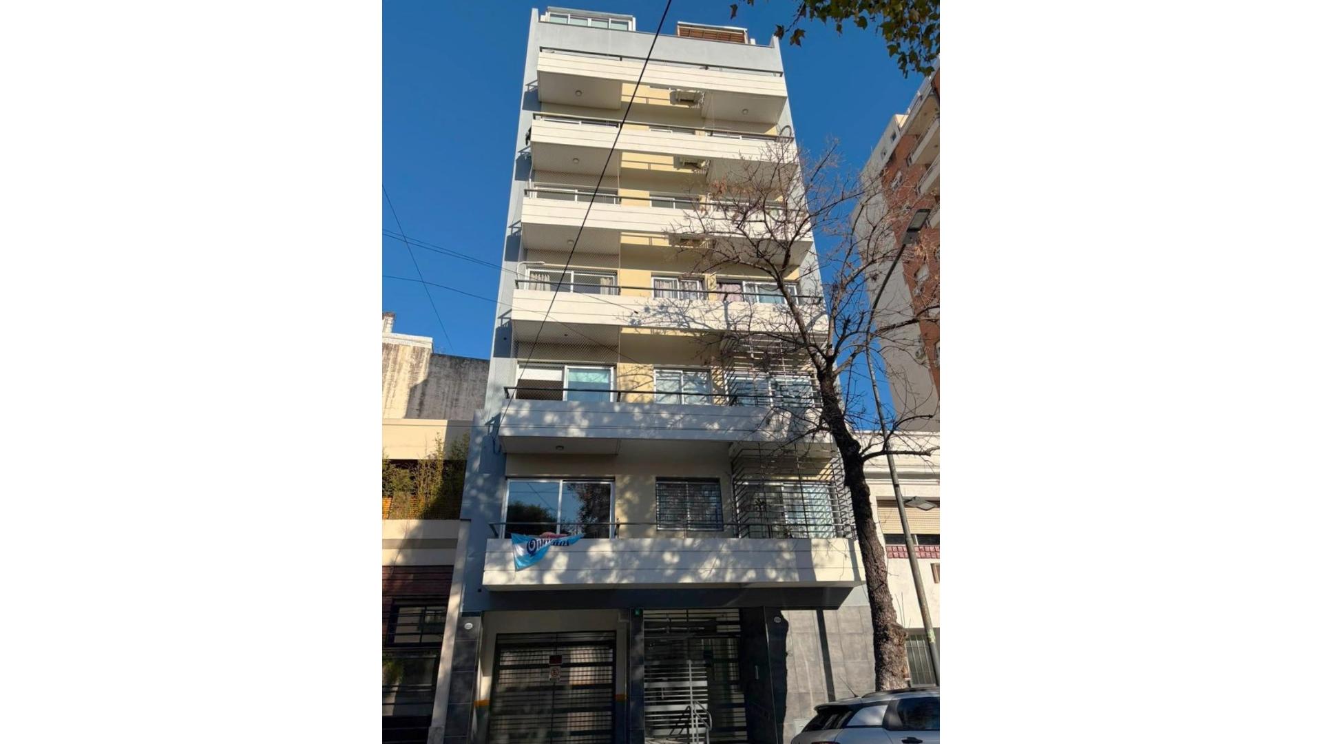 Dr Juan Felipe Aranguren 2300 6°  – ARS600.000 – Departamento – en Alquiler