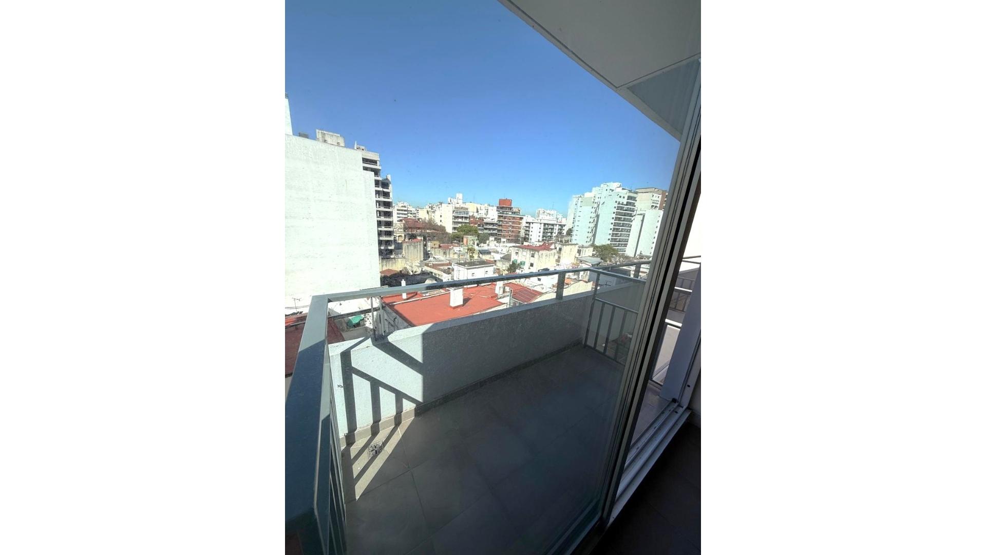 Dr Juan Felipe Aranguren 2300 6°  – ARS600.000 – Departamento – en Alquiler
