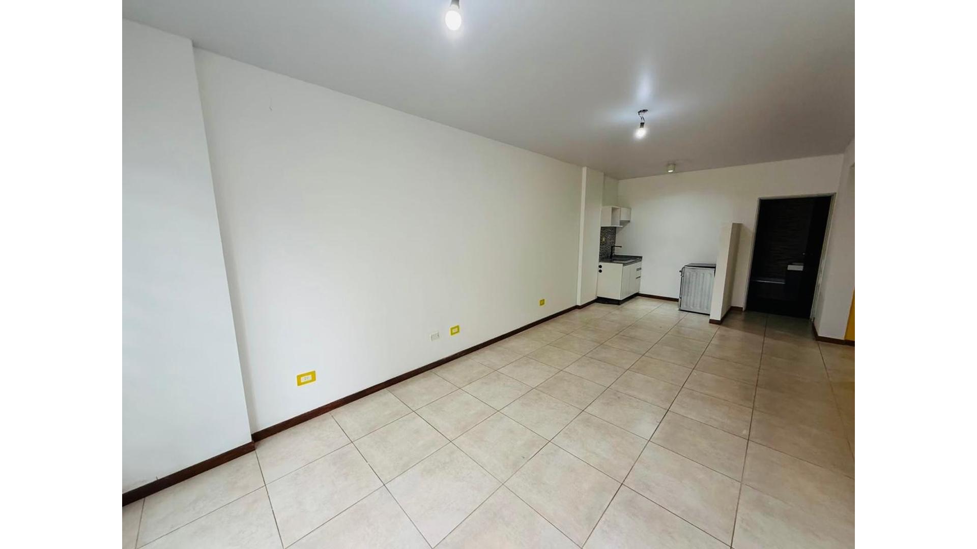 Granaderos 800 1°  – ARS600.000 – Departamento – en Alquiler
