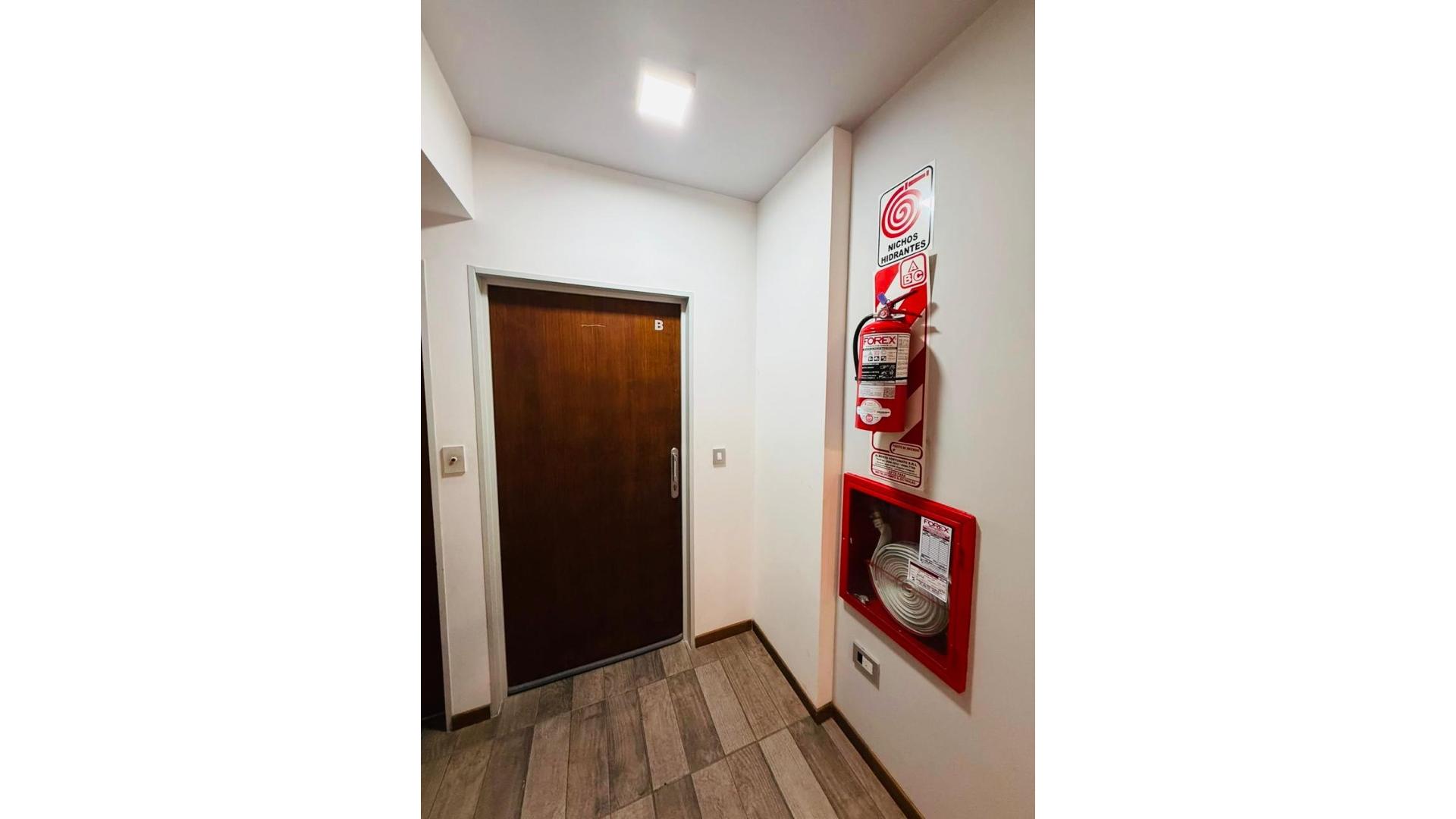 Granaderos 800 1°  – ARS600.000 – Departamento – en Alquiler