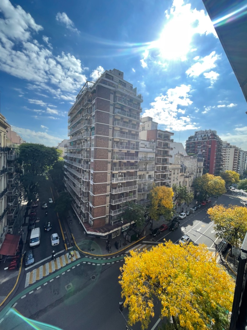 DPTO CABALLITO 4 AMBIENTES VISTA ABIERTA CON BAULERA