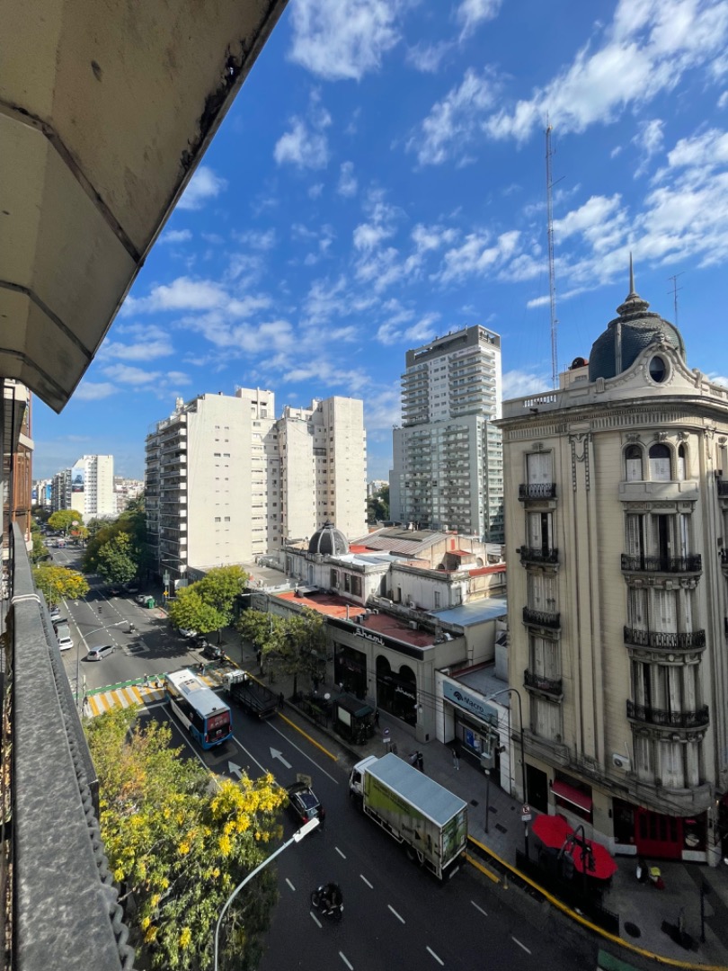 DPTO CABALLITO 4 AMBIENTES VISTA ABIERTA CON BAULERA