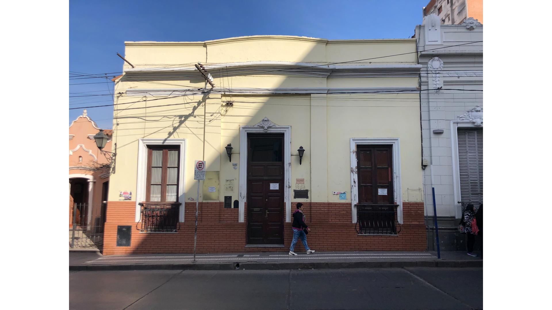 20 De Febrero  300 - U$D 580.000 - Casa en Venta