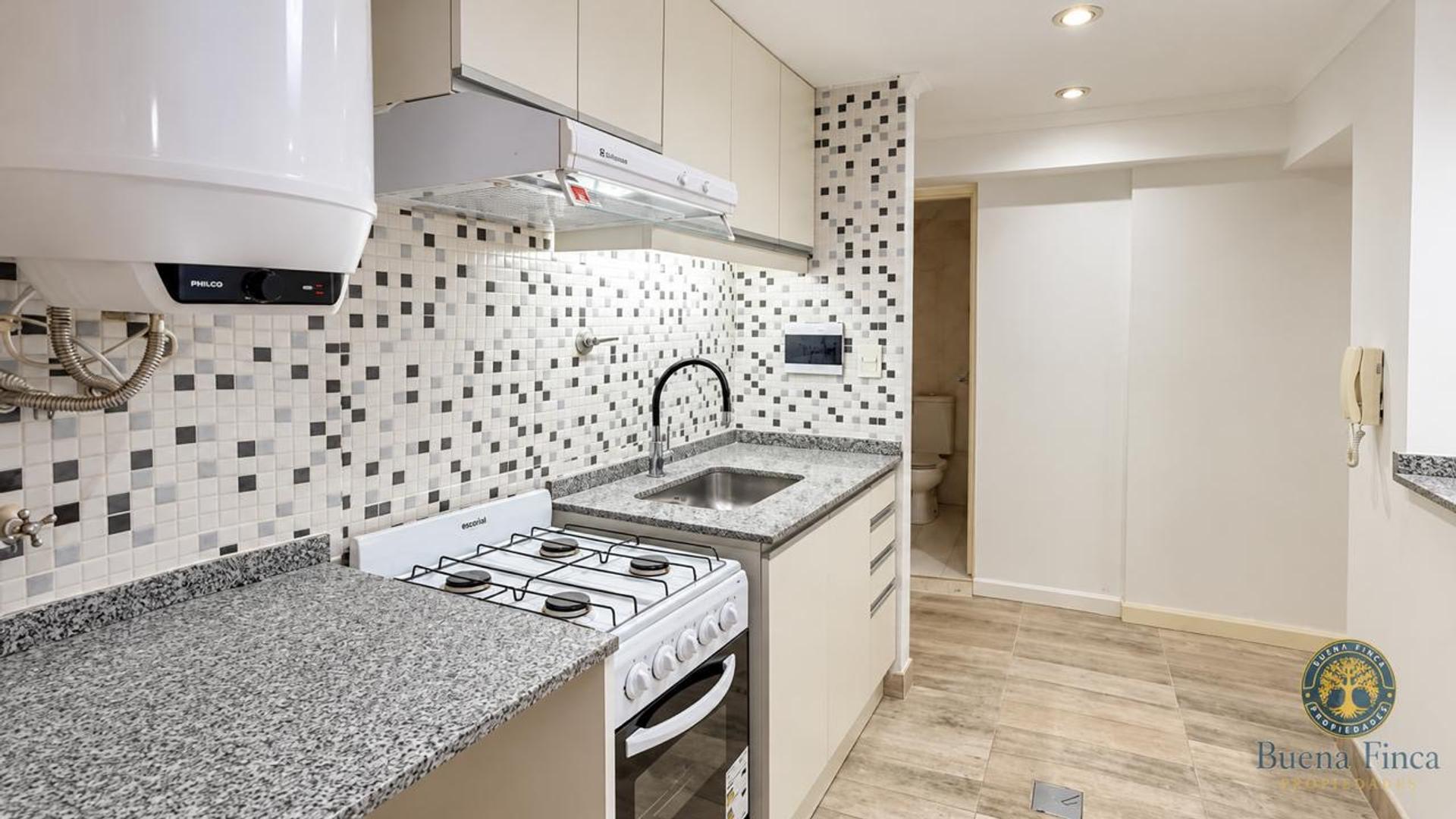 Juan Francisco Segui 3500 1°  – ARS800.000 – Departamento – en Alquiler