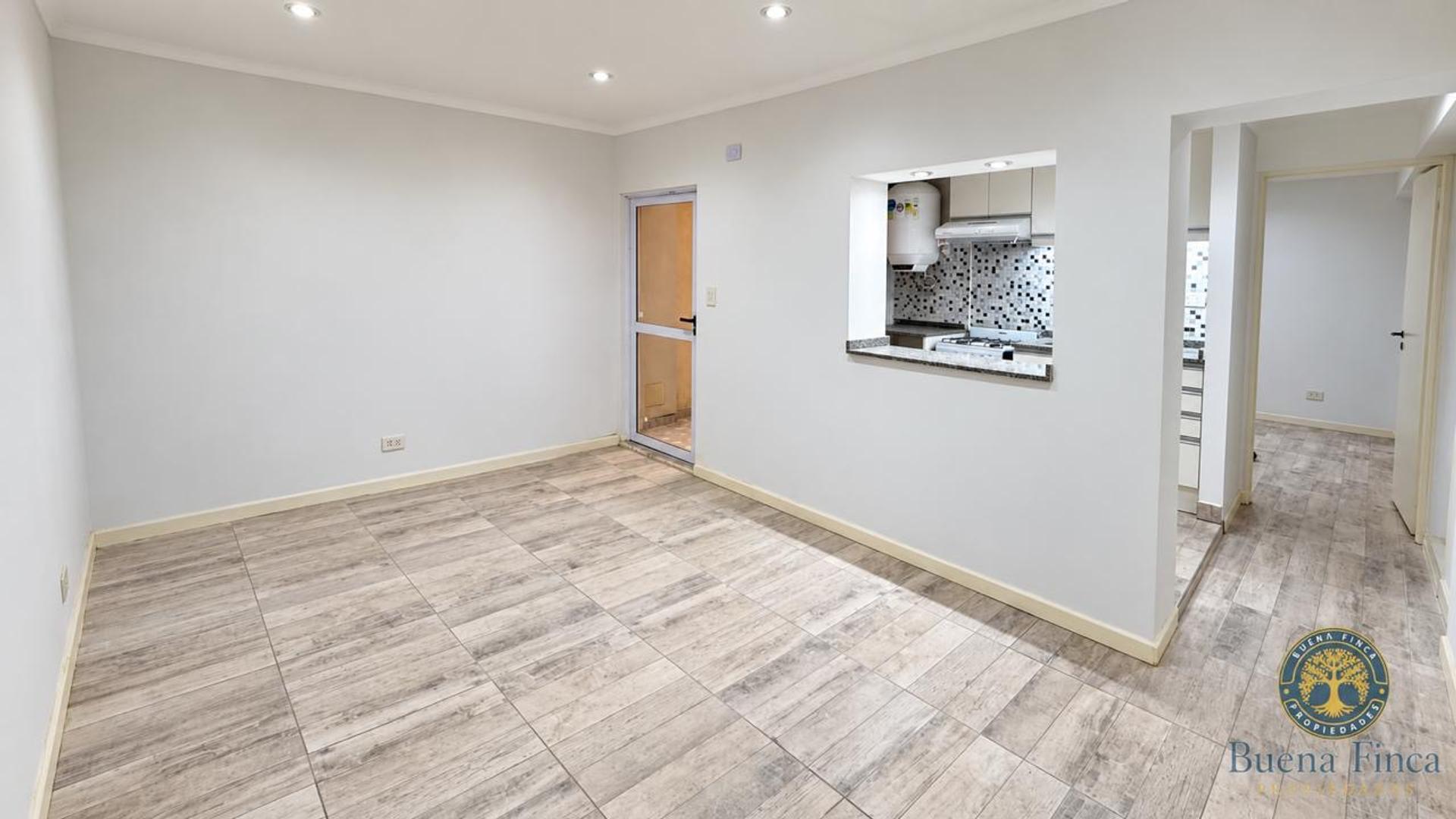 Juan Francisco Segui 3500 1°  – ARS800.000 – Departamento – en Alquiler