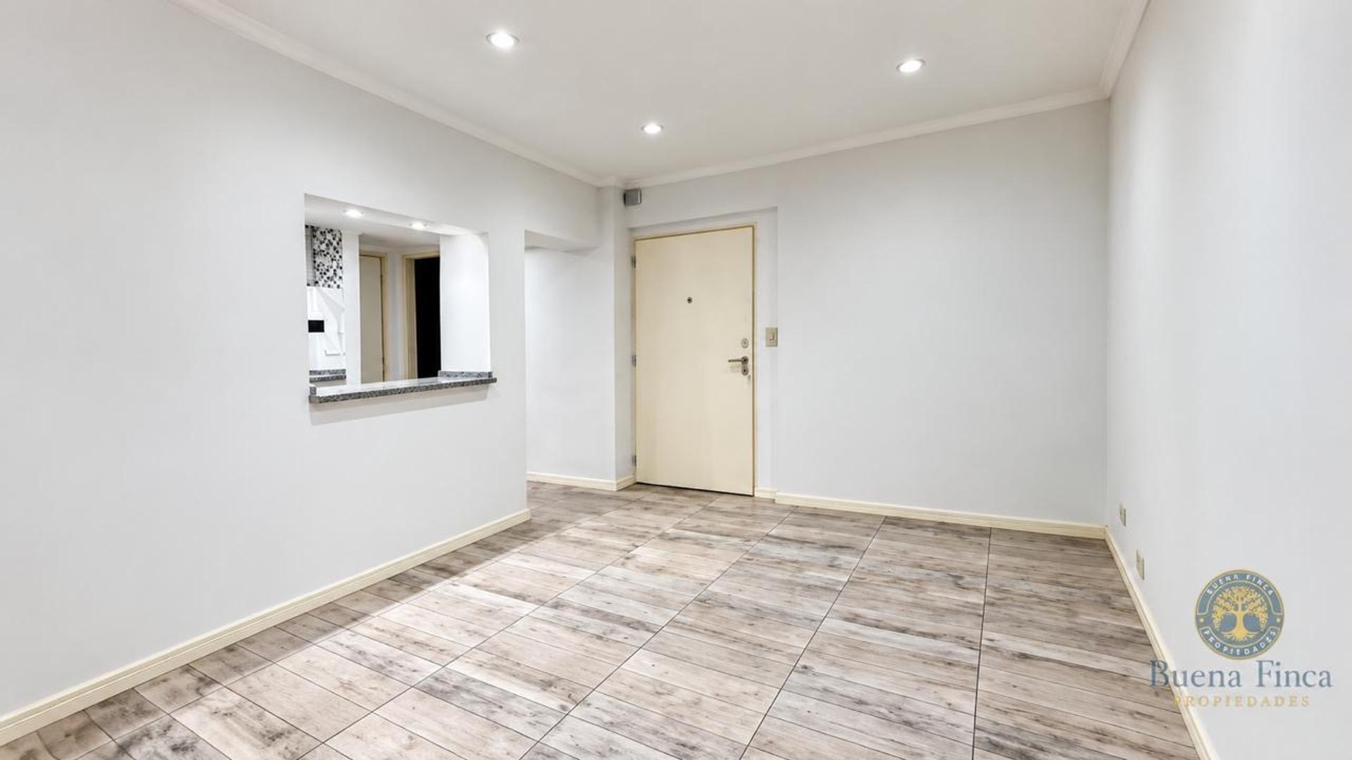 Juan Francisco Segui 3500 1°  – ARS800.000 – Departamento – en Alquiler